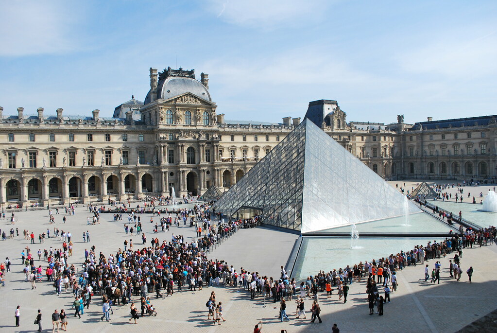Line at Louvre
