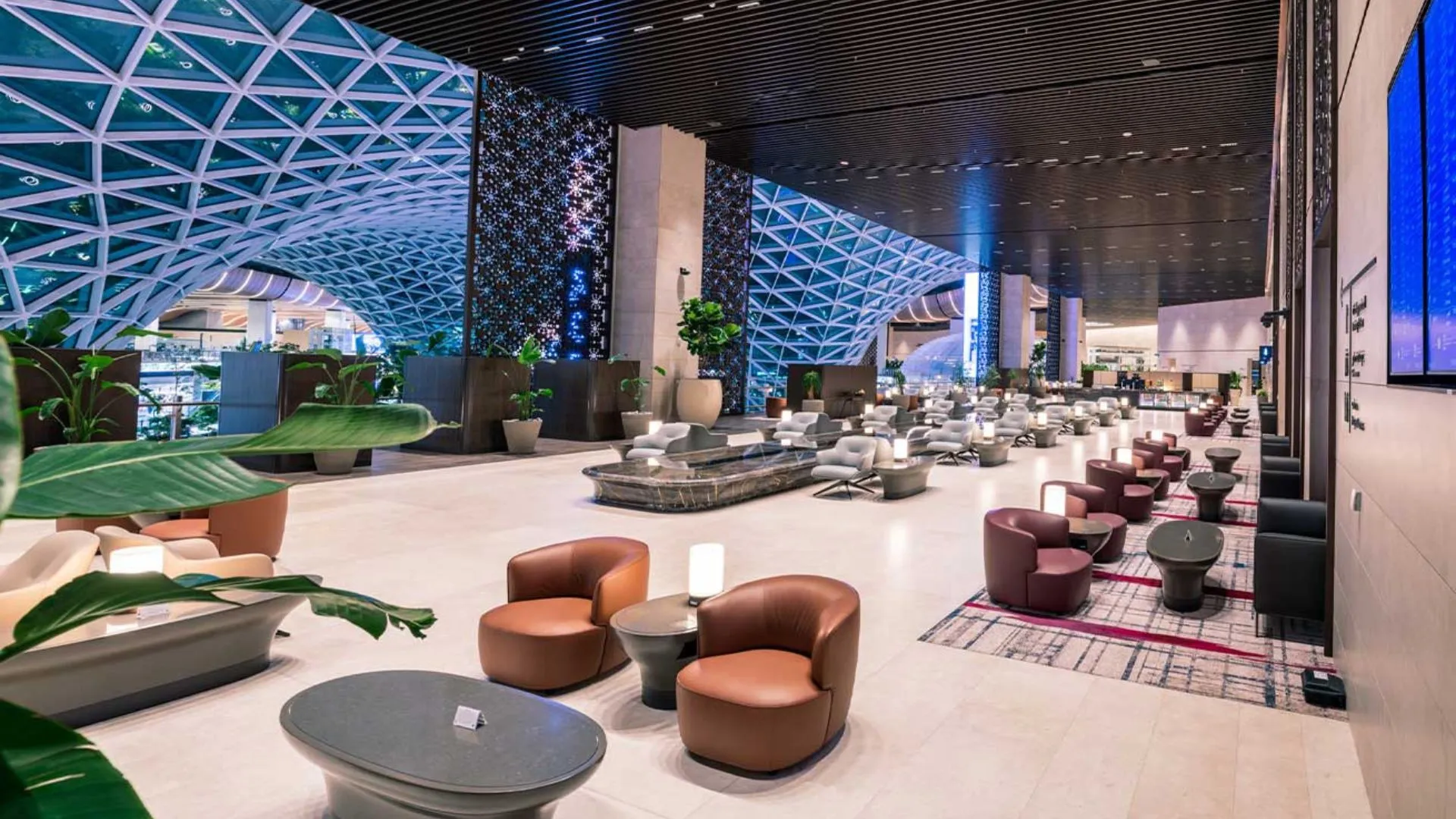 Airport Lounge Access – Escape the Airport Chaos