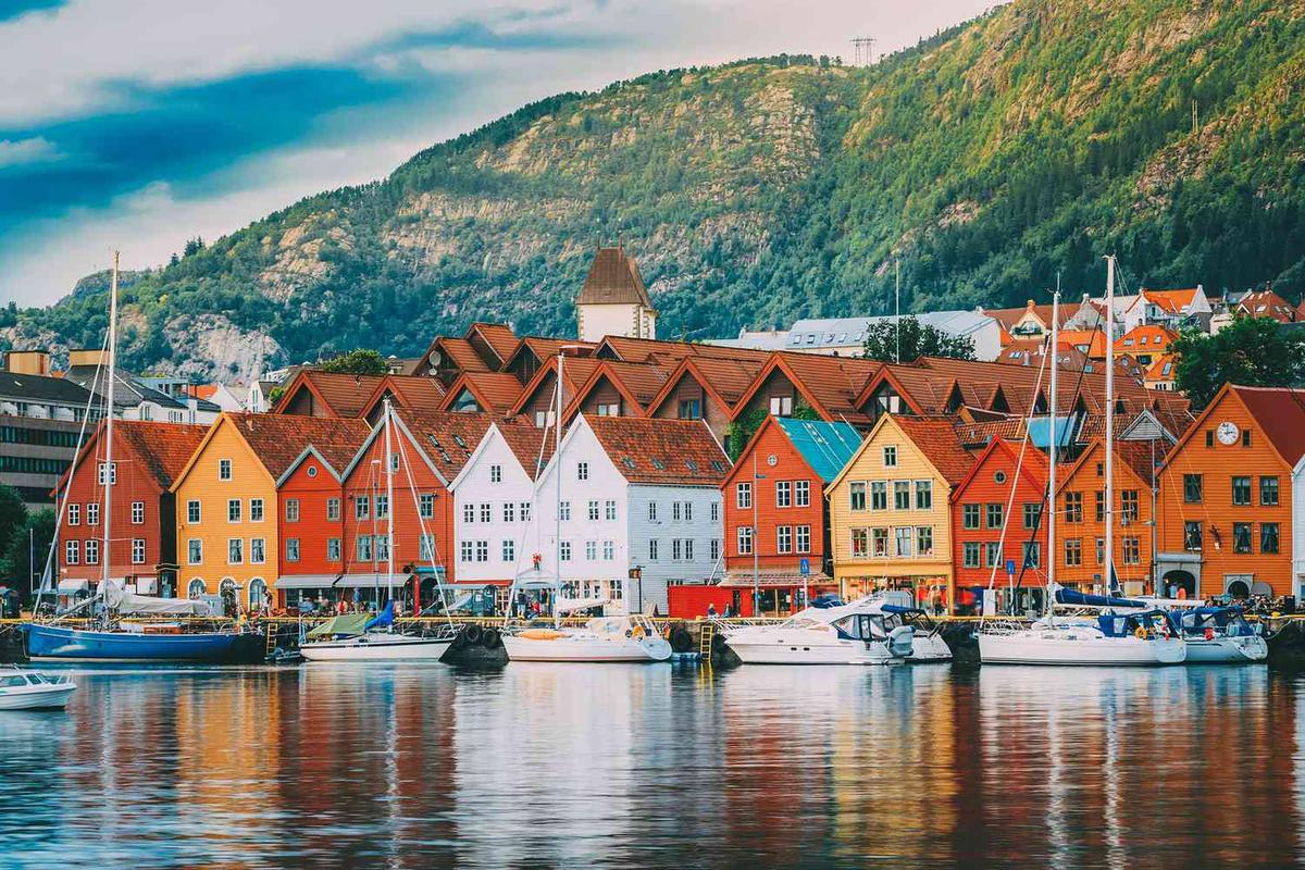 Bergen Travel Tips: City of Seven Mountains