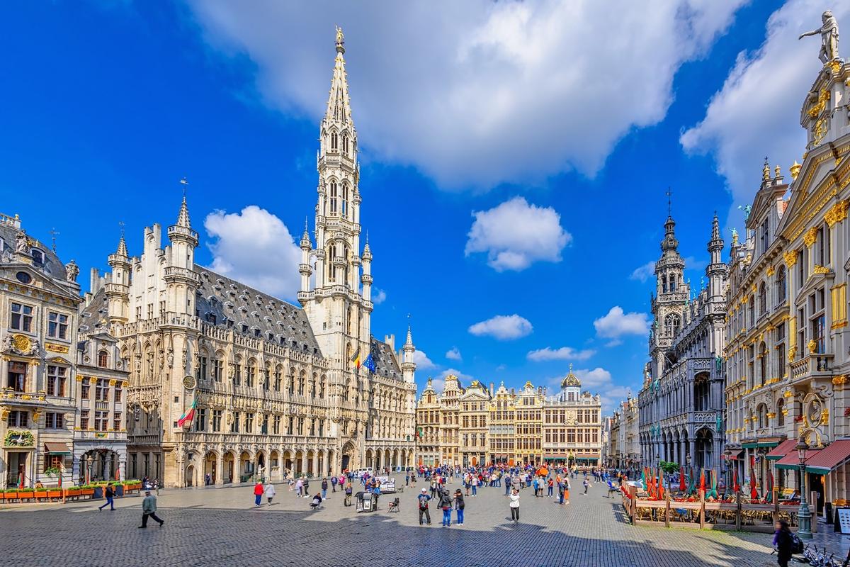 Brussels Travel Guide: All You Need To Know